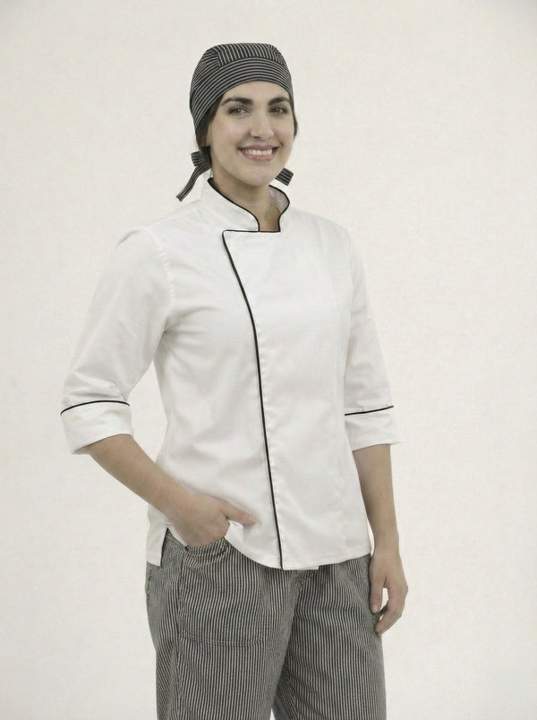 Combo Chef Chaqueta Blanca, Pantalón de Rayas y Cofia de Rayas Mujer | Uniforme Profesional