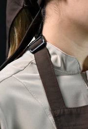 Delantal Peto Antifluido Café | Uniforme Cocina