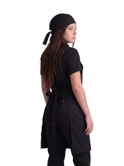Combo Camisa Antifluido Negra, Pantalón Antifluido Negra, Delantal Antifluido Negro y Cofia Antifluido Negra Mujer | Uniforme Profesional