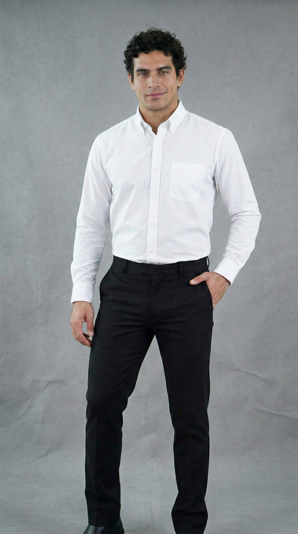 CAMISA OXFORD BLANCA Y PANTALÓN DRIL NEGRO HOMBRE
